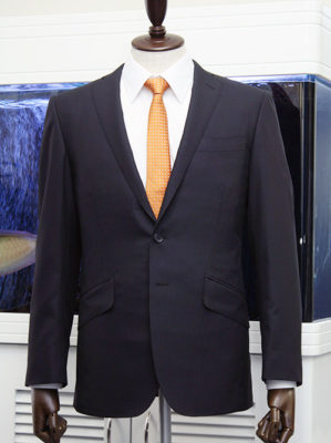 シングルスーツ